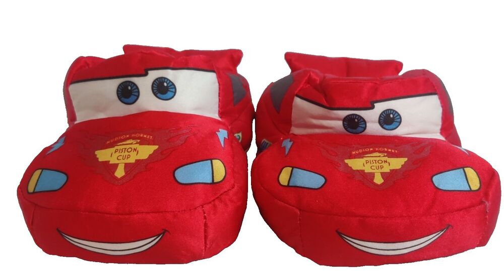 Disney Pixar Cars 2 Toddler Boys Lightning McQueen Plush Slip-ons size 7/8